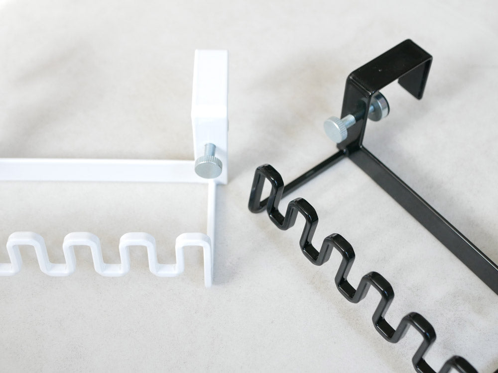 洗面戸棚下タワー歯ブラシホルダー