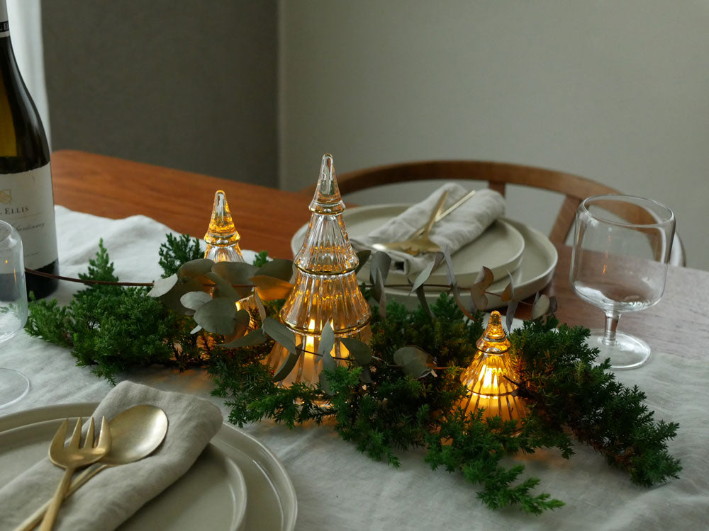 HOLMEGAARDの型押し塗装ガラスクリスマスツリー