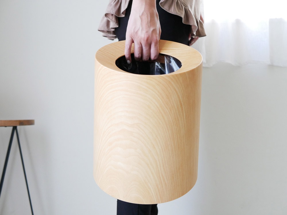 ideaco製 木目プリントの丸型ダストボックス