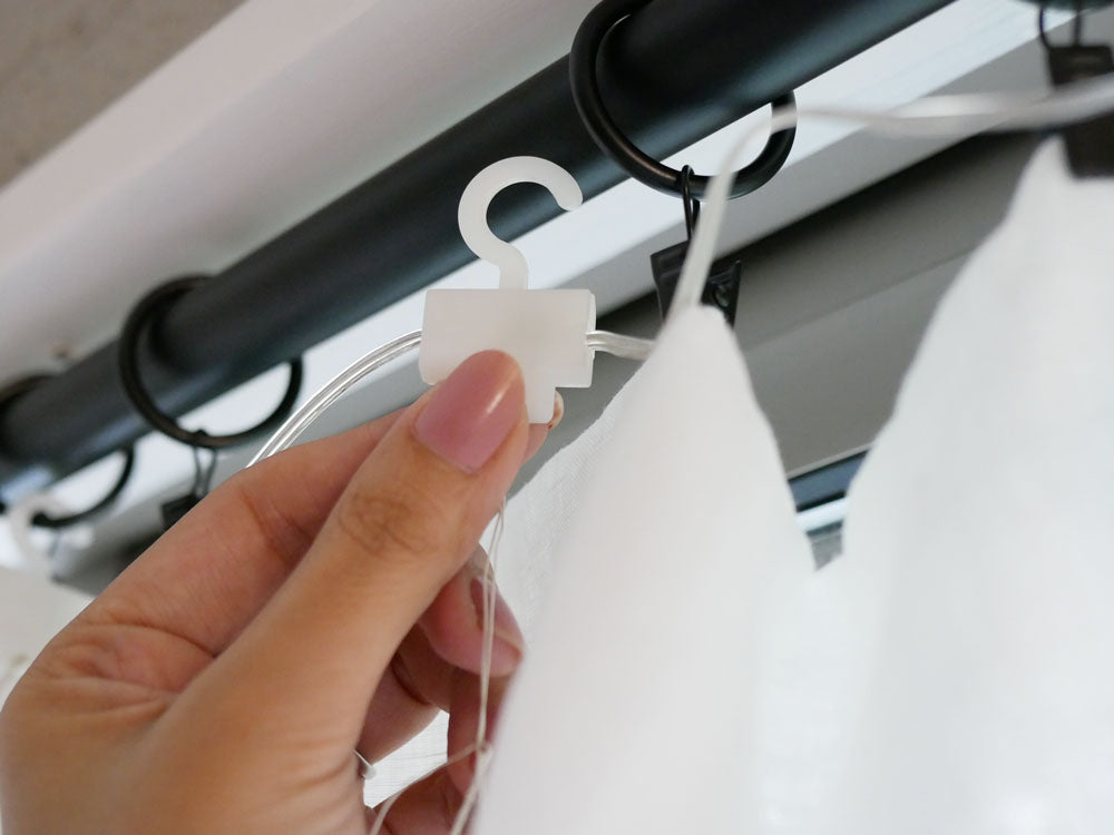 Horn Please MADEのLEDライトワイヤーデコレーションラインアップ。カラフルな240個のLEDが装飾された長さ120cmのワイヤーが美しく配置されています。