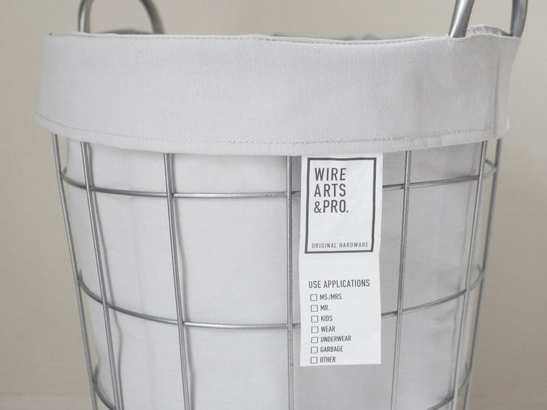 BRIDランドリーストレージ ラウンド33L、シルバー仕上げの透明なプラスチック製円筒形収納バスケットにキャスター付き