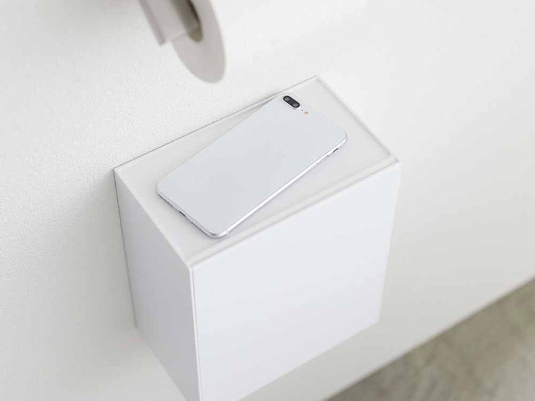 YAMAZAKI Towerの壁掛けトイレポットと収納ケース