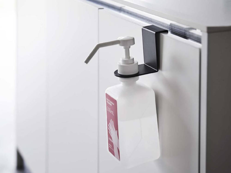 スマートな黒色引っかけ式アルコールボトルホルダー