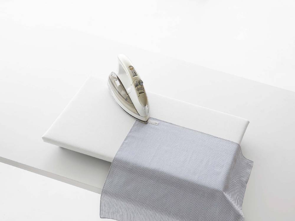 タワー製卓上脚付き平型アイロン台