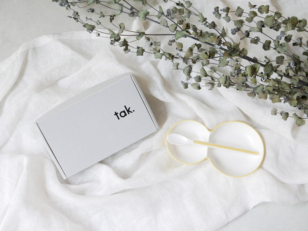 タックのキッズディッシュプレートとスプーンセット