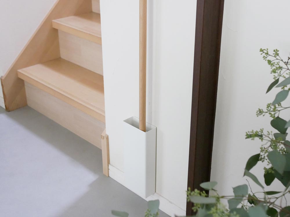 タワー製マグネットフローリングワイパースタンド