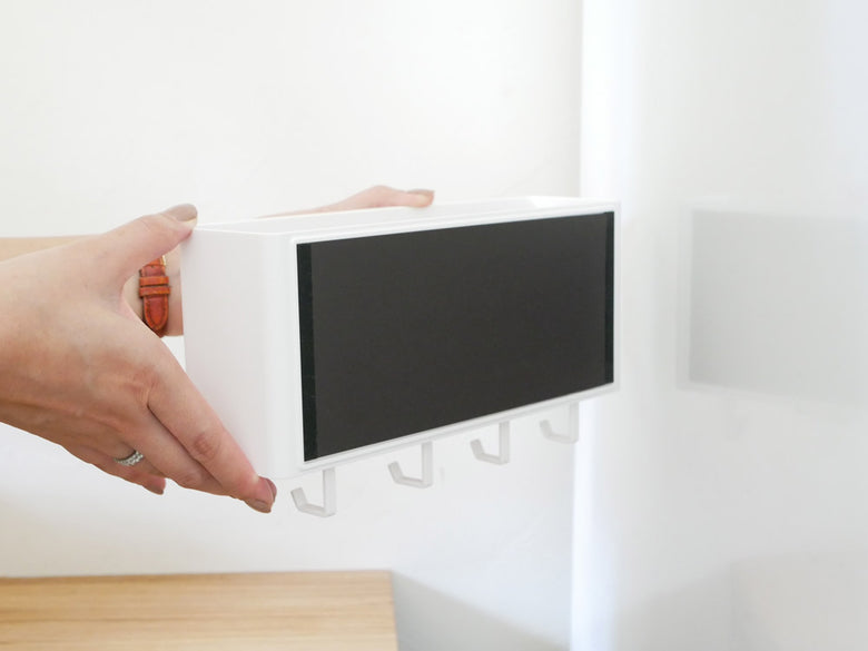 YAMAZAKI towerマグネットストレージボックスの外観