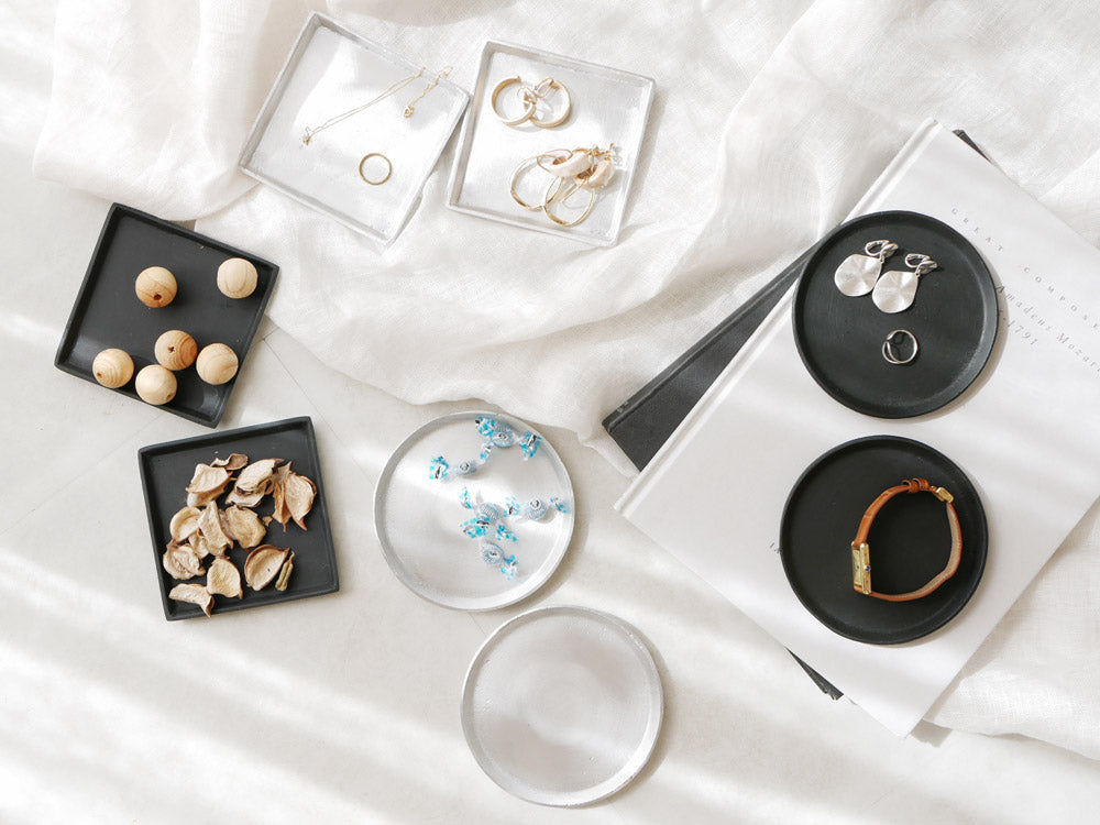 POSH LIVINGのスクエア＆ラウンドアルミポットとプレート