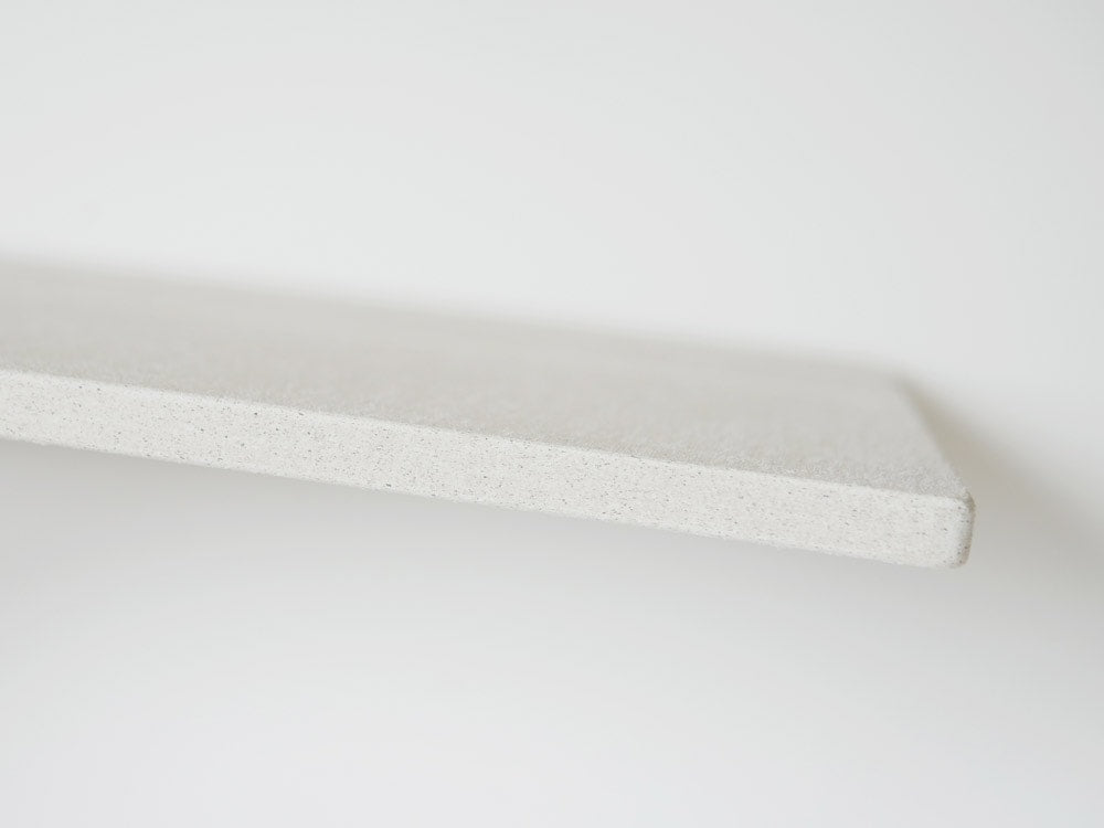 シルバー色のsoil GEMドライングボードプランク