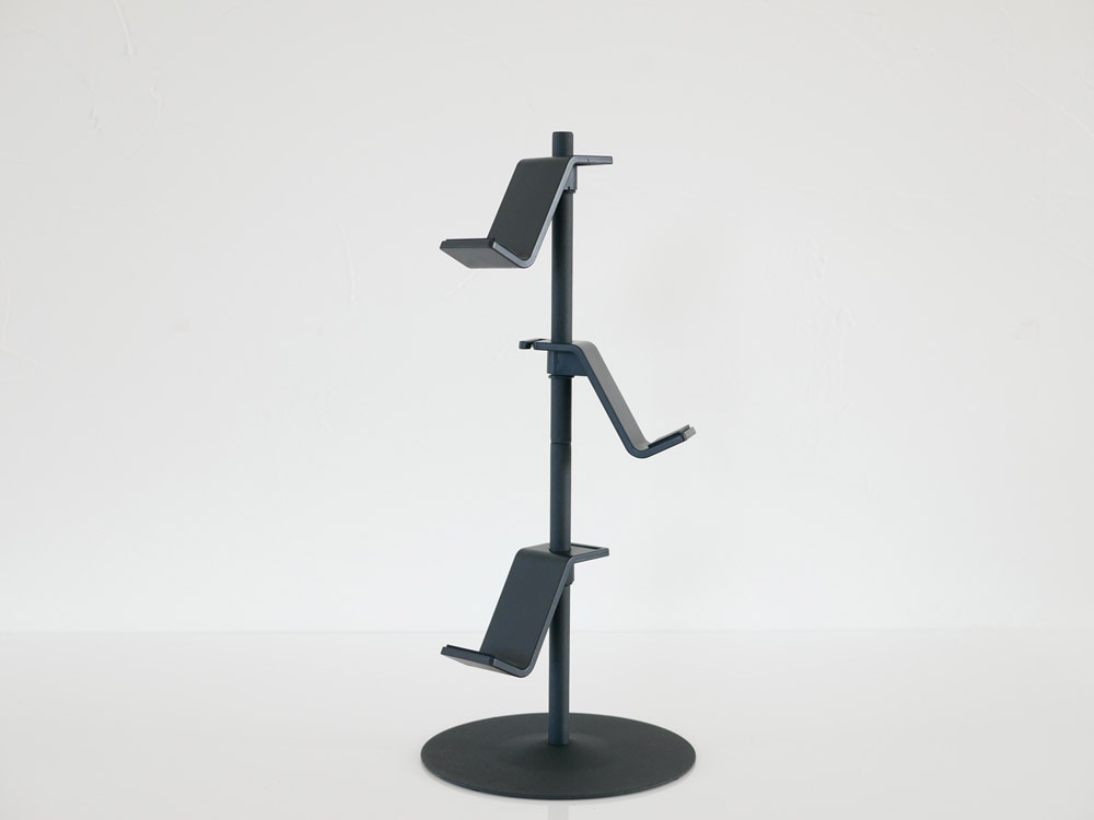 YAMAZAKIのスマートゲームコントローラー収納ラック