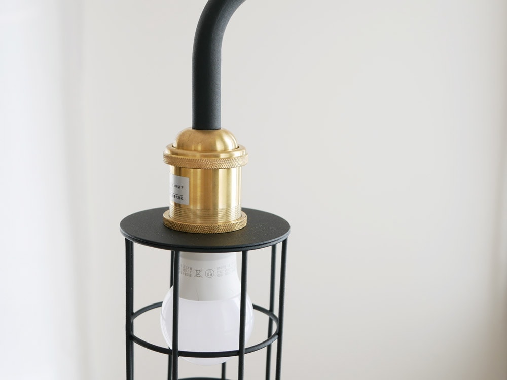 真鍮製ランプアームの照明器具