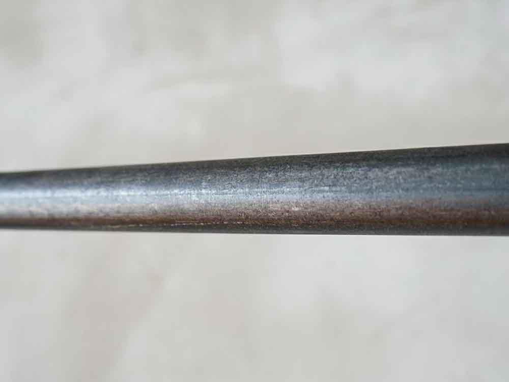 グレーとシルバーのスチールパイプ製アイアンハンギングスタンド