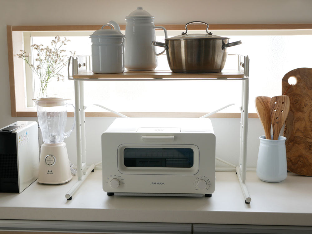 ビーワイケージの黒色キッチン家電用収納棚