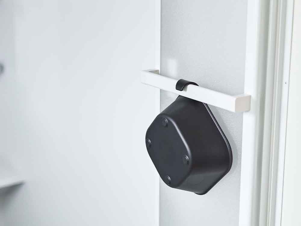 YAMAZAKIタワーのマグネット＆引っ掛け湯おけ