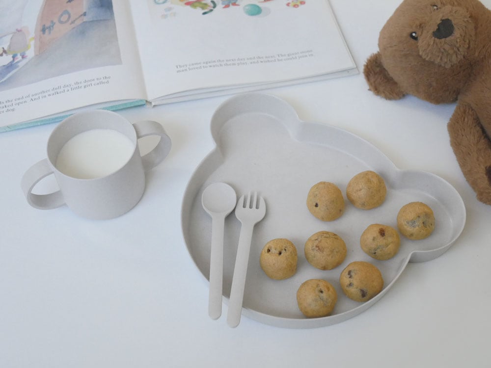 環境に優しい子供用カトラリーと食器セット
