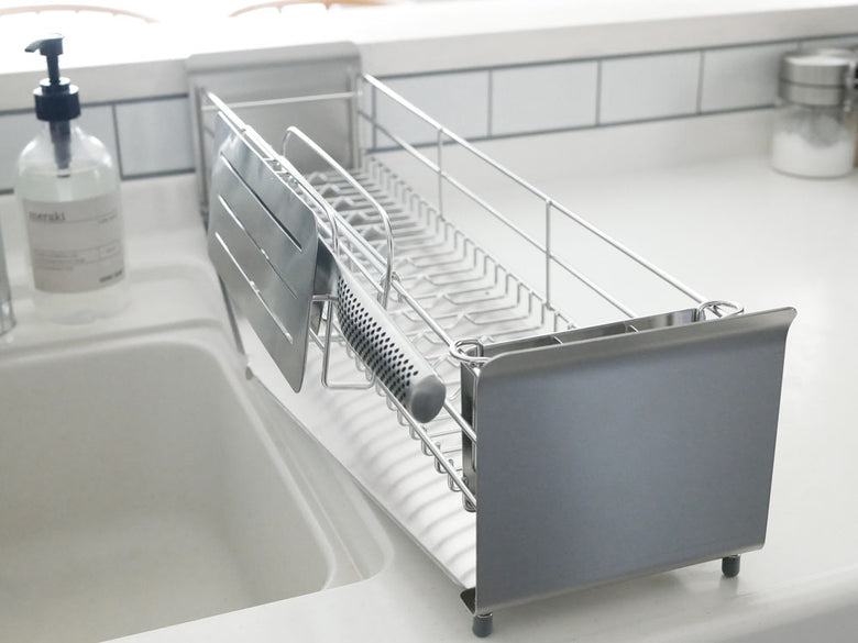 UtaUブランドのステンレス製水切りラック