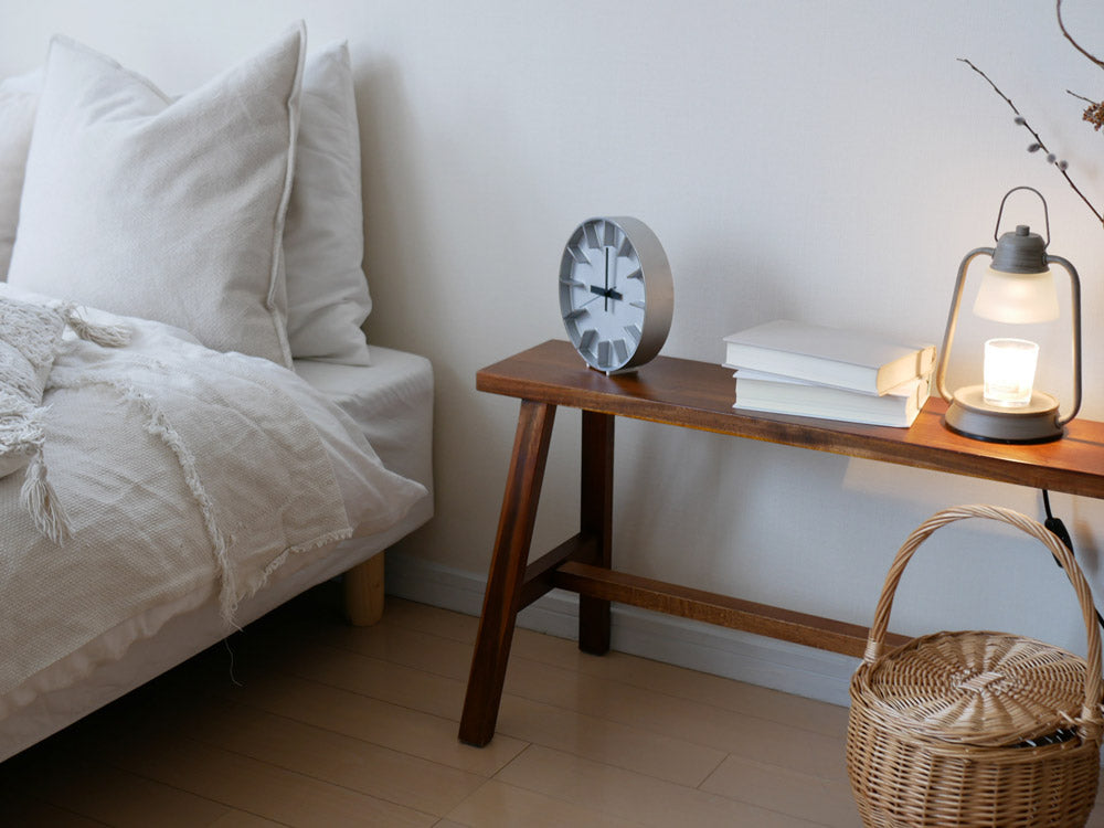 レムノスのアルミ製エッジクロック