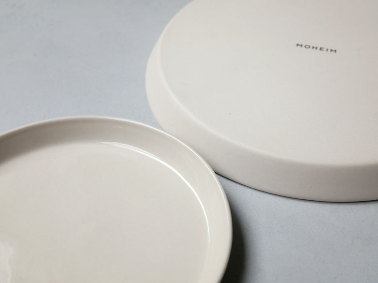 MOHEIM/モヘイムの陶磁器プレートセット、サイズ260mm、210mm、150mm