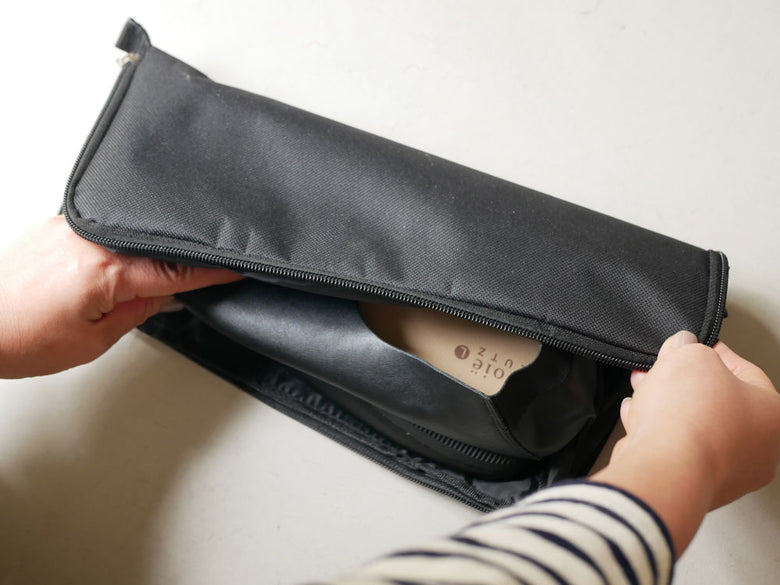 レプリエノイエルッツ携帯スリッポンL、PUレザー製ストラップ付き多機能バッグで、財布やコインパース、ペンケースを収納可能