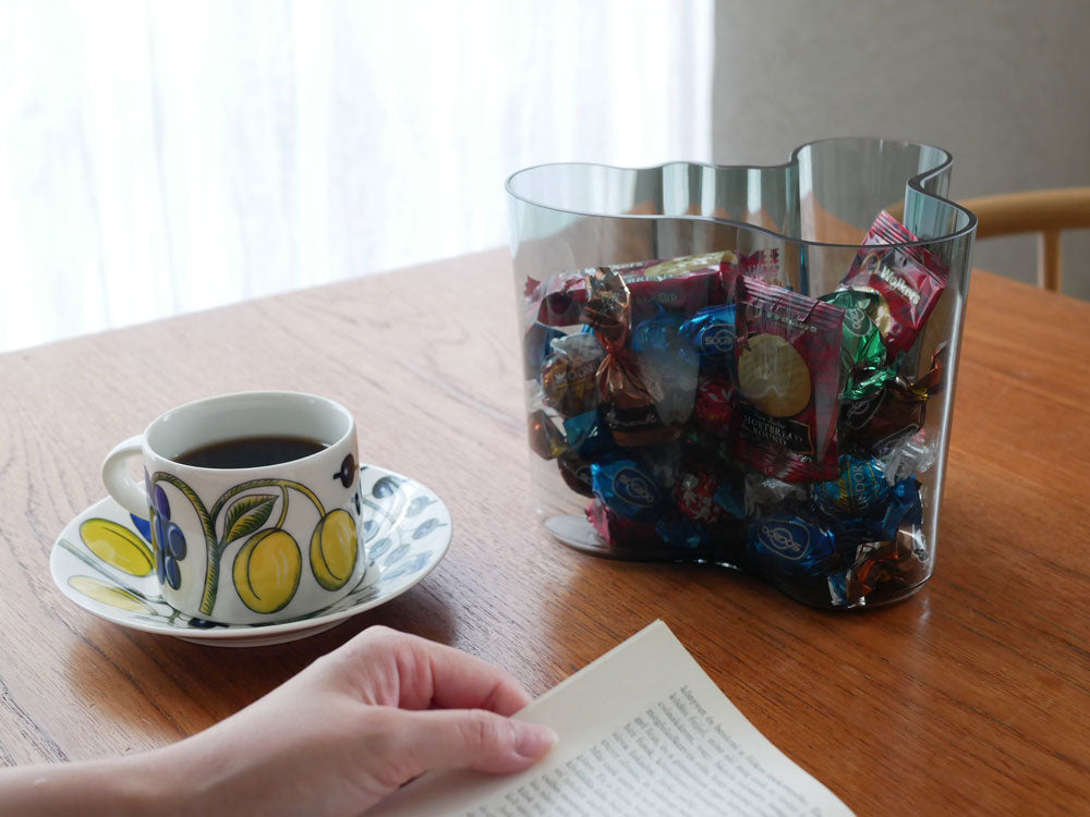 新品 アルヴァアアルトコレクション 95mmクリア/ダークグレー iittala/イッタラ】 アルヴァ・アアルト コレクション ベース ｜【公式