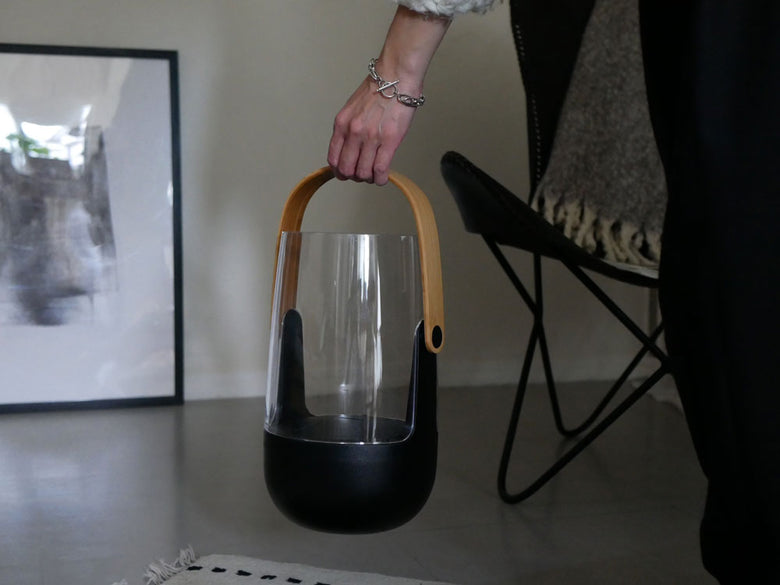 スタドラフォームの炎がゆらめくアロマディフューザーSOPHIEの本体画像