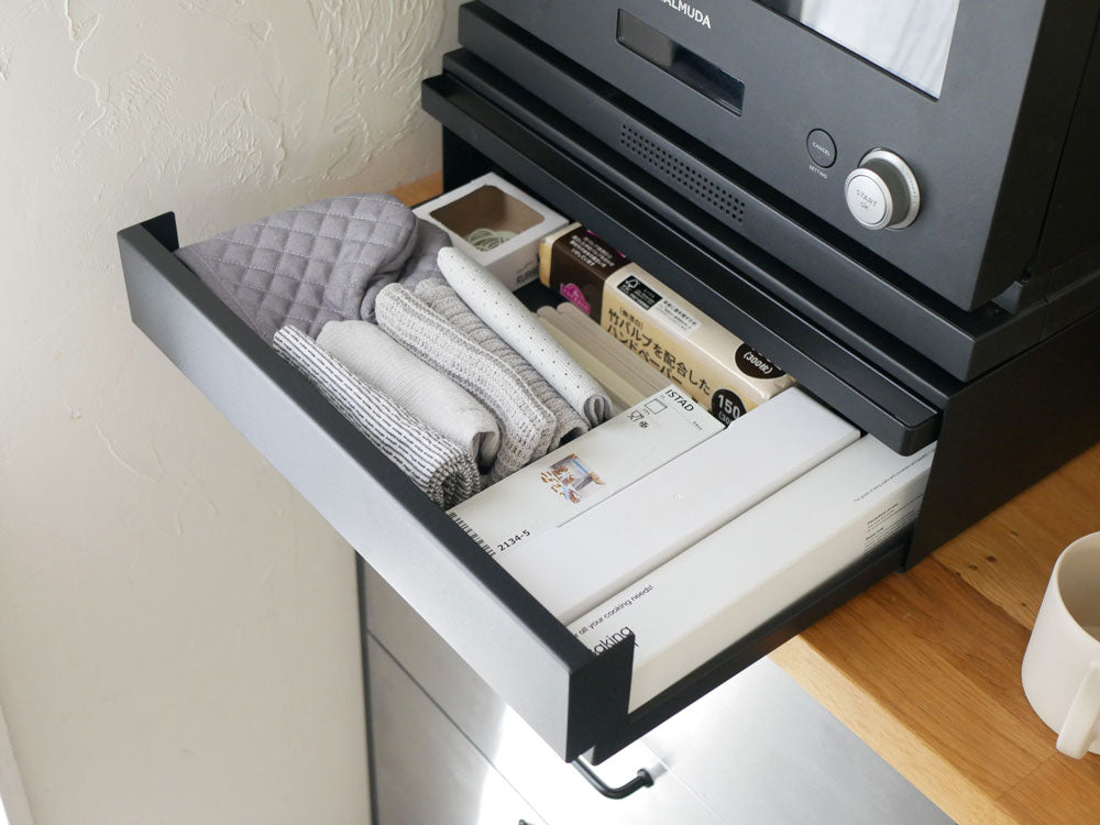 ツーウェイ キッチン家電タワーのグレーキャビネット、棚と引き出し付き