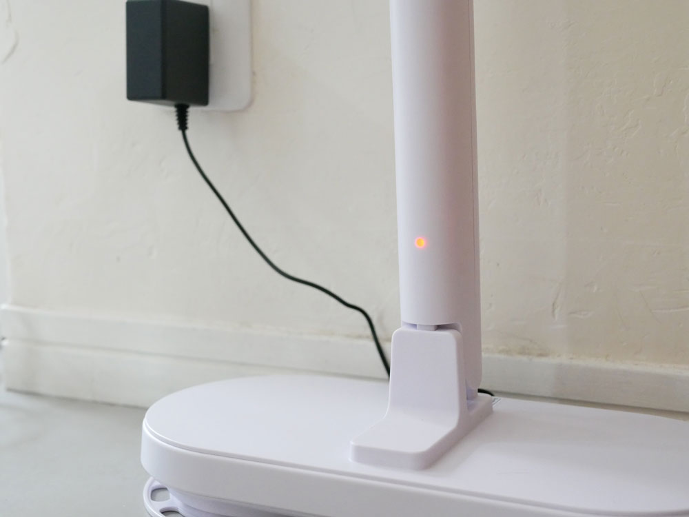 CCPシーシーピーのコードレス回転モップクリーナーNeo＋Brisa本体と交換用モップパッドのセット