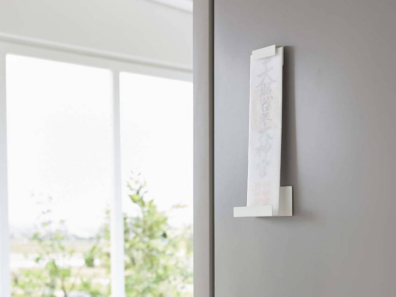 tower/タワー製マグネット神札ホルダー シングルタイプのスチール製ホルダー、上下2部構成でマグネット付き