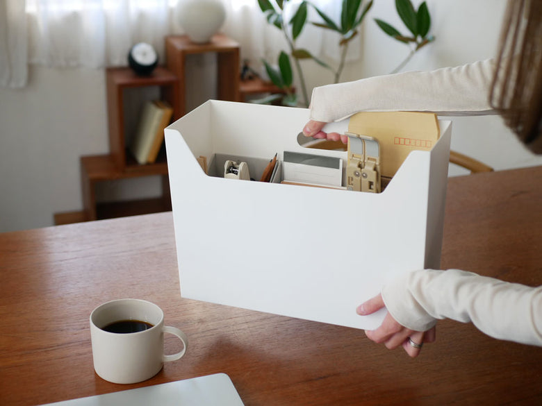 【like-it】ポリプロピレン製の持ち運び可能な収納ボックスと紙製インナーオーガナイザーのセット