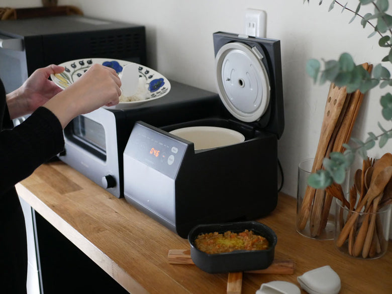 récolte（レコルト）クッキングライスクッカーのクリームホワイトモデルと付属品