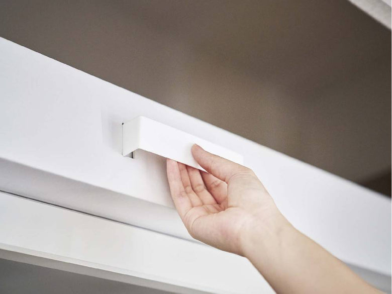 タワー型着物収納ボックス、幅90cm×奥行43cm×高さ10cm、紙製本体とABS取っ手付き