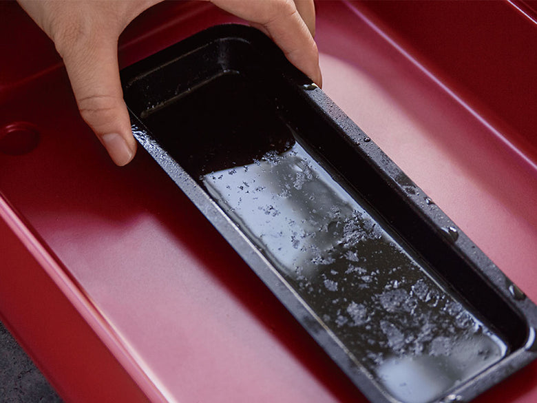 丸洗いできるコンパクトホットプレート用のプラスチック製油受け皿