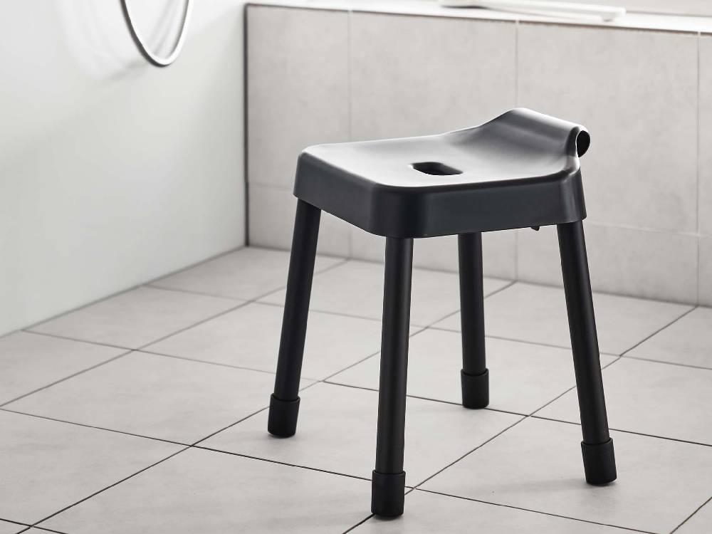 灰色のプラスチック製【MIST/ミスト】引っ掛け風呂イス SH35