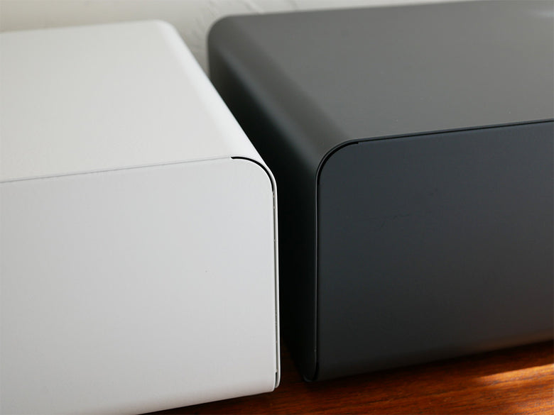 ビーワーススタイル ウタUカウンタードロワー ピュアホワイトのスチール製引き出しユニット