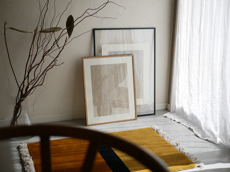 デンマーク製HEIN STUDIO（ハインスタジオ）のアートポスター。ブラウンとリネンを使用した自然素材の静物写真デザイン。サイズ約40×50cm