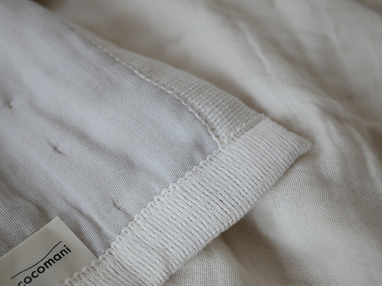 ココマニの白い綿100％5重織ガーゼケット