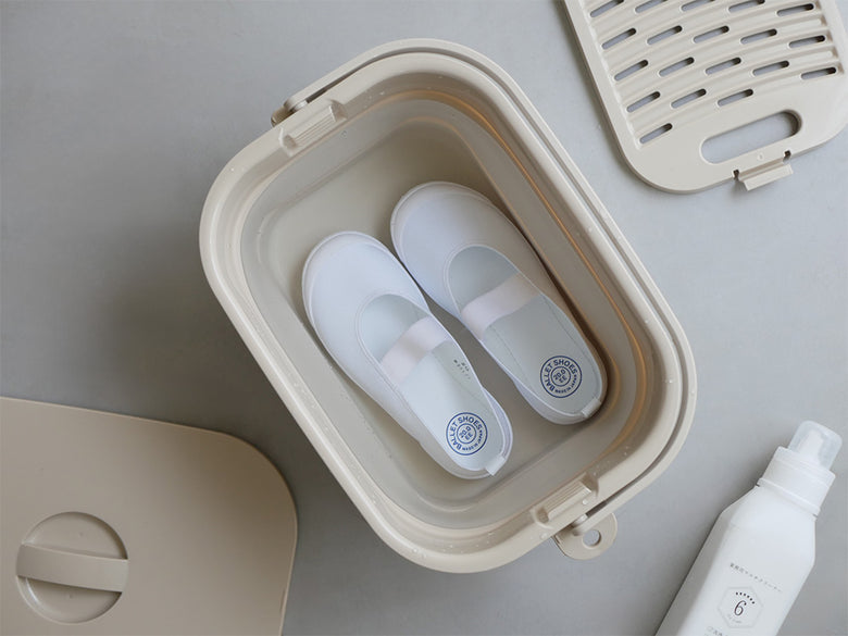 子供向けの折りたためるプラスチック製つけ置き洗いバケツ