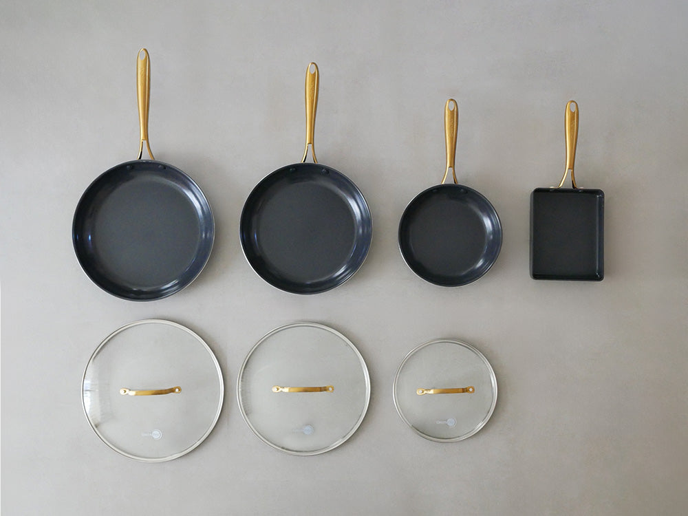 グリーンパン ストゥディオシリーズのセラミックコーティングフライパン、エッグパン、ガラス蓋が揃ったキッチン用調理器具セット