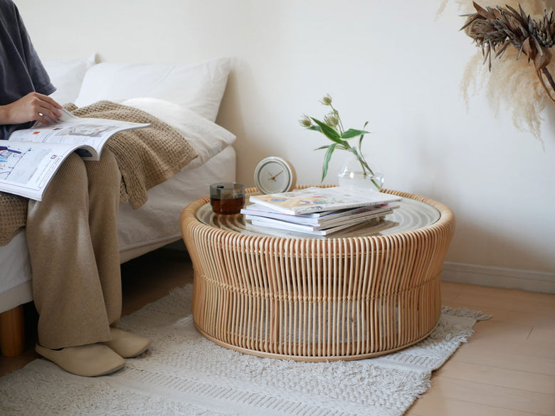 ラタンとガラスを組み合わせたサンフラワーラタンのナチュラルデザインローテーブル