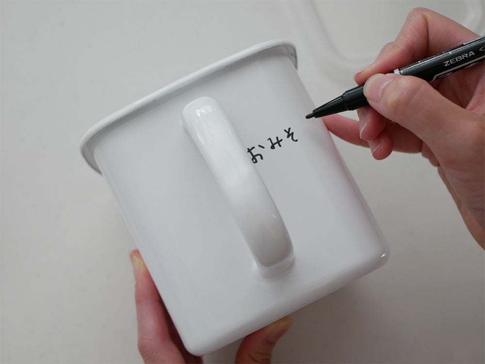 野田琺瑯 WhiteSeriesのホーロー製シール蓋付き保存容器