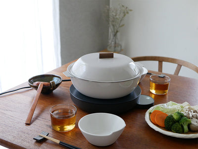【KINTO/キントー】琺瑯×天然木のIH卓上鍋KAKOMI