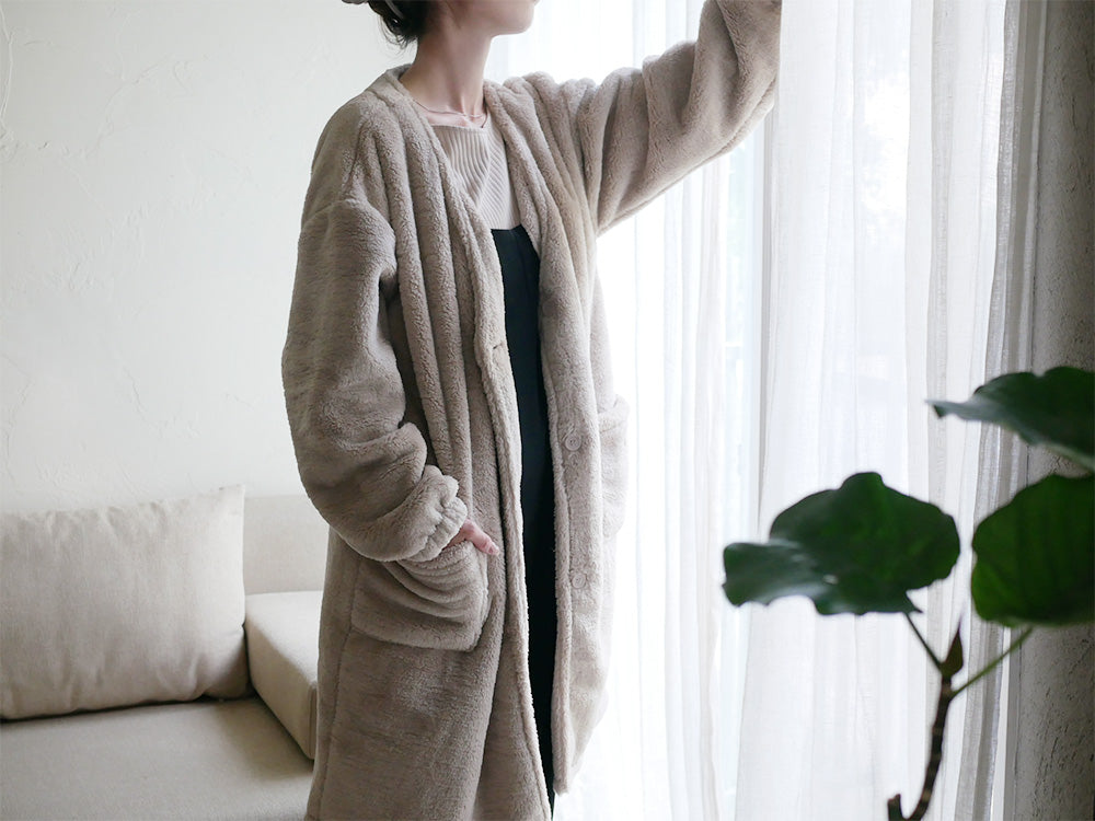 Le boisルボアのポリエステル製ウール風ルームカーディガン