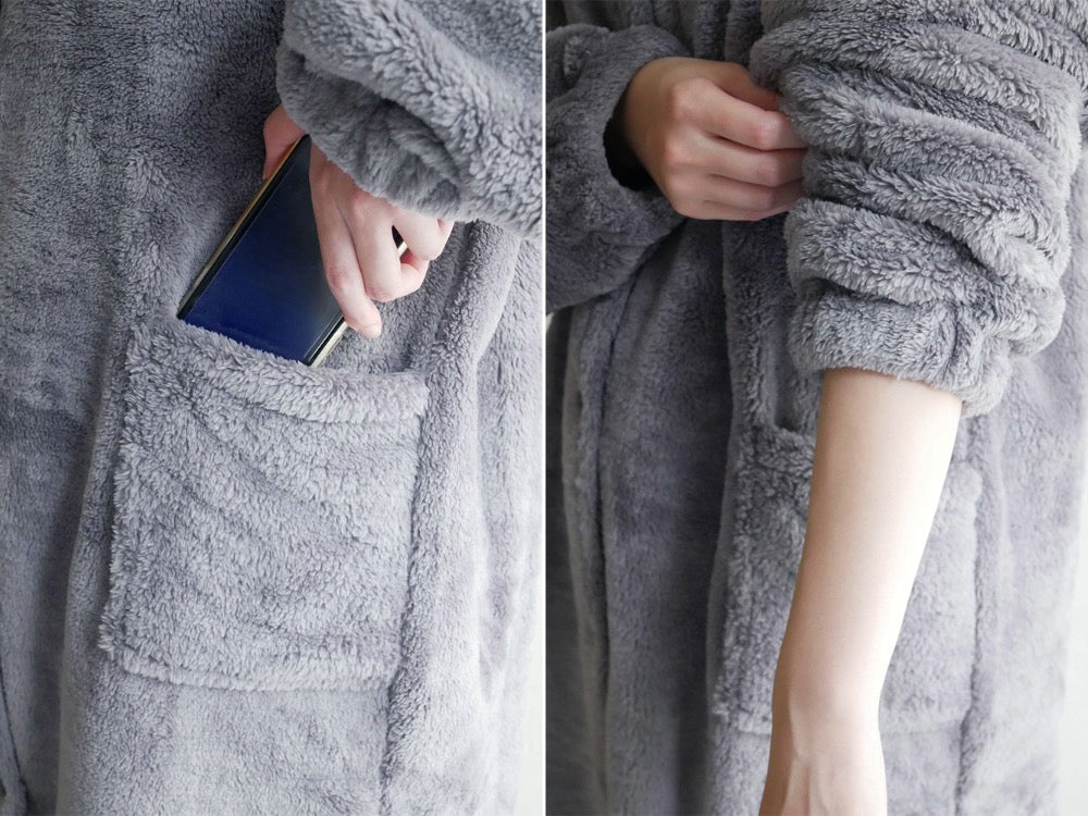 Le boisルームウエアシリーズのポリエステル製ファー付きフードルームカーディガン