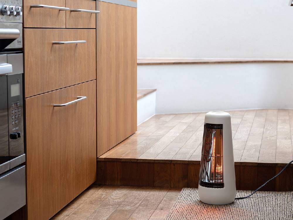 プラスマイナスゼロ カーボンヒーター H210 ホワイト本体