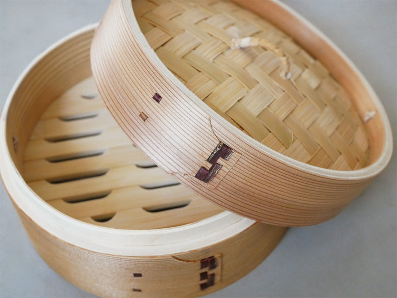 ほったらかし電気せいろを使って蒸した多種多様な中華料理の盛り合わせ