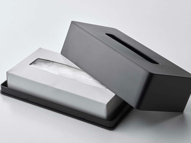 銀色のABS樹脂製レギュラーサイズティッシュケース、ナプキンやペーパータオルも収納可能なオフィス用ペーパーホルダー