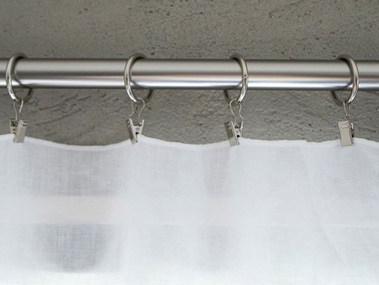 natsusobikuの銀色パイプ付きリネン製シャワーカーテン