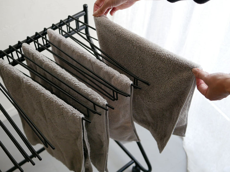 ビーワースセレクションのホワイト20本掛けスラックスハンガー