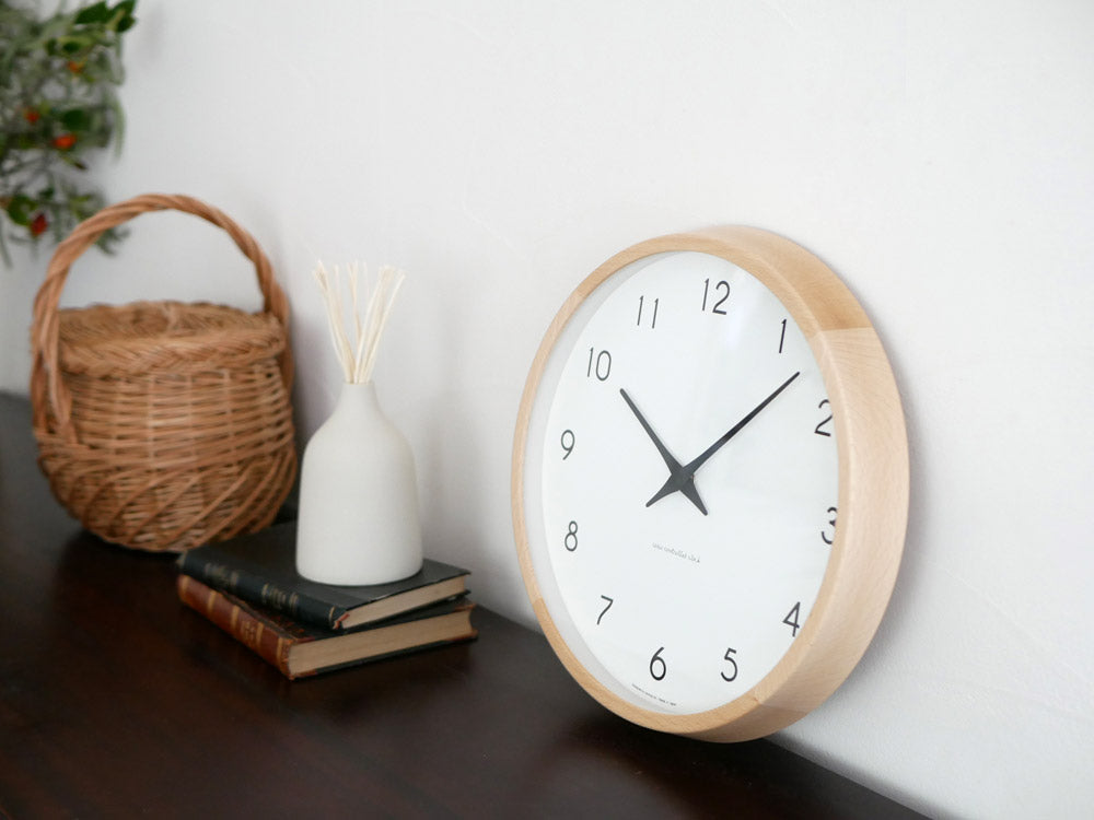 オーバル型レムノス電波時計