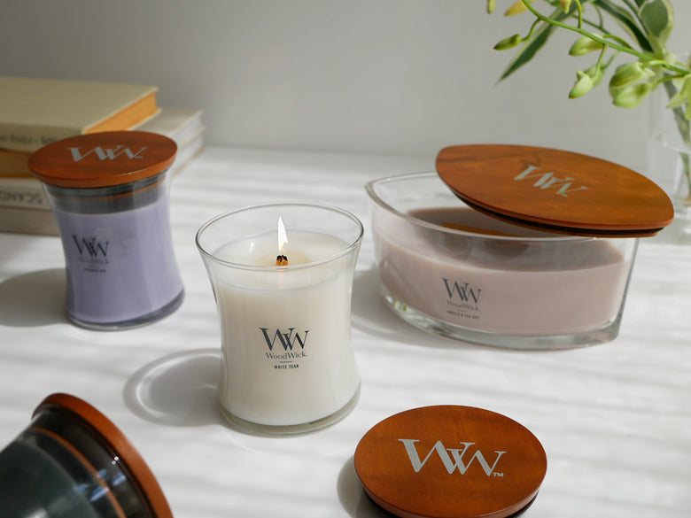 カメヤマの音と香りを楽しむウッドウィックキャンドル